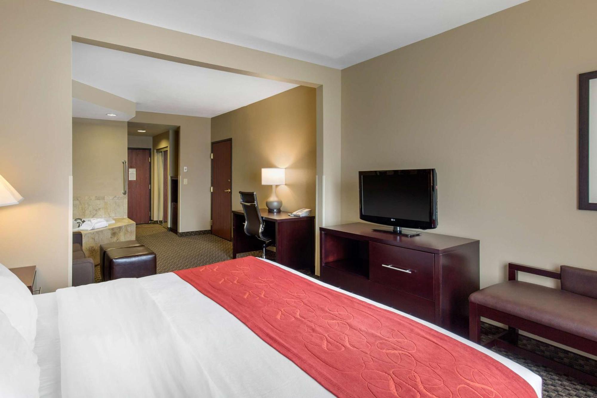 คอมฟอร์ต สวีท ซีฟอร์ด Hotel ภายนอก รูปภาพ