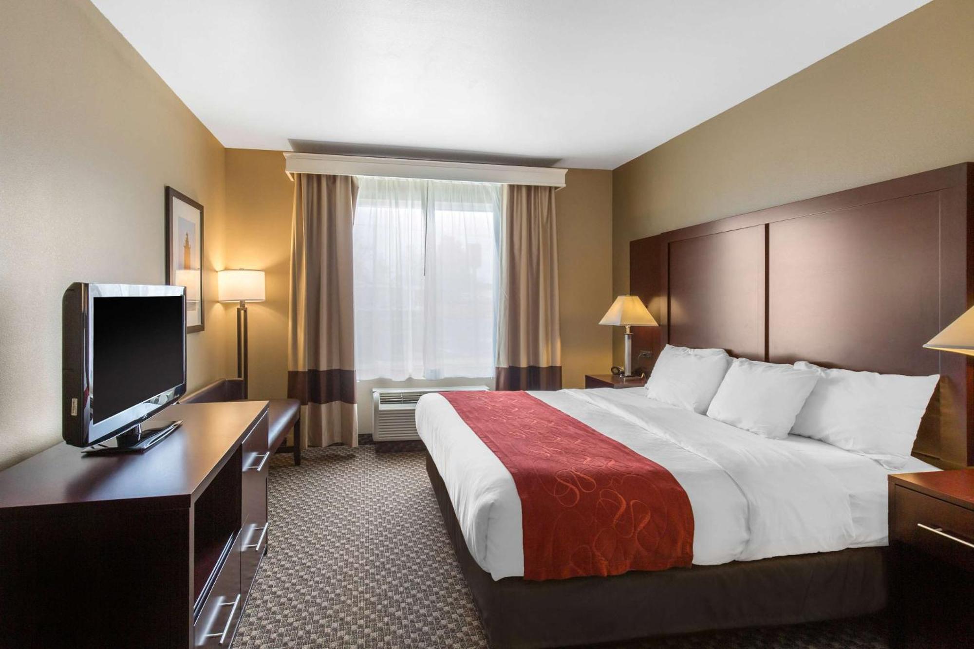 คอมฟอร์ต สวีท ซีฟอร์ด Hotel ภายนอก รูปภาพ